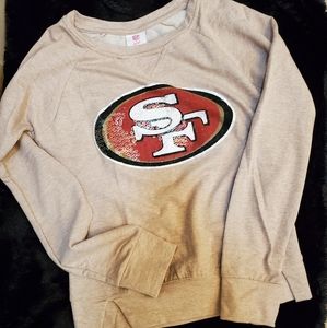 ⭐ San Francisco 49er long sleeve top